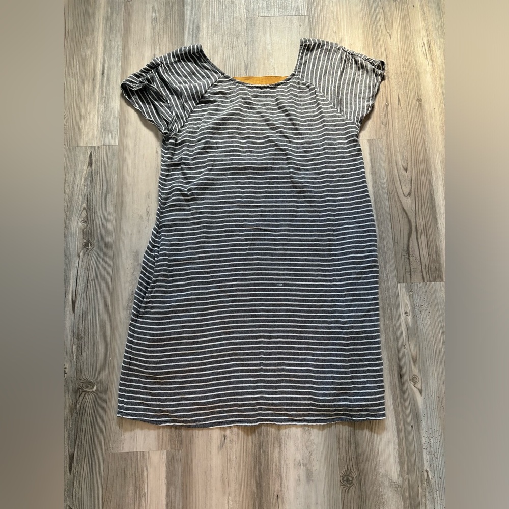 Roxy Lightweight Dress with pockets Size Medium